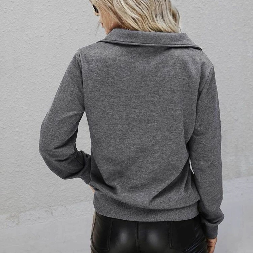 ⚡️Gray Sweater - Picture 2 of 4